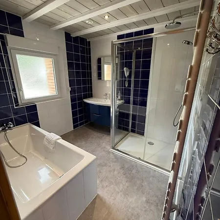 La Grange Des Rosiers * Cambron