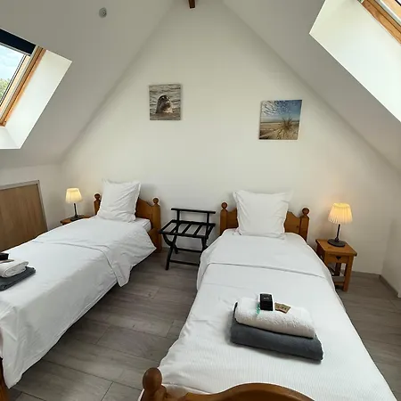 La Grange Des Rosiers Nyaraló *