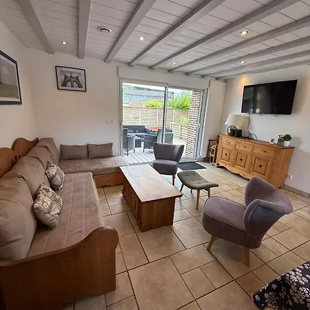 La Grange Des Rosiers * Cambron